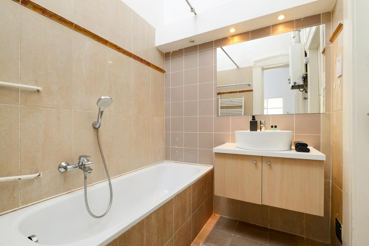 Akacfa 7 City Center Beautiful Apartment Budapest Exterior photo