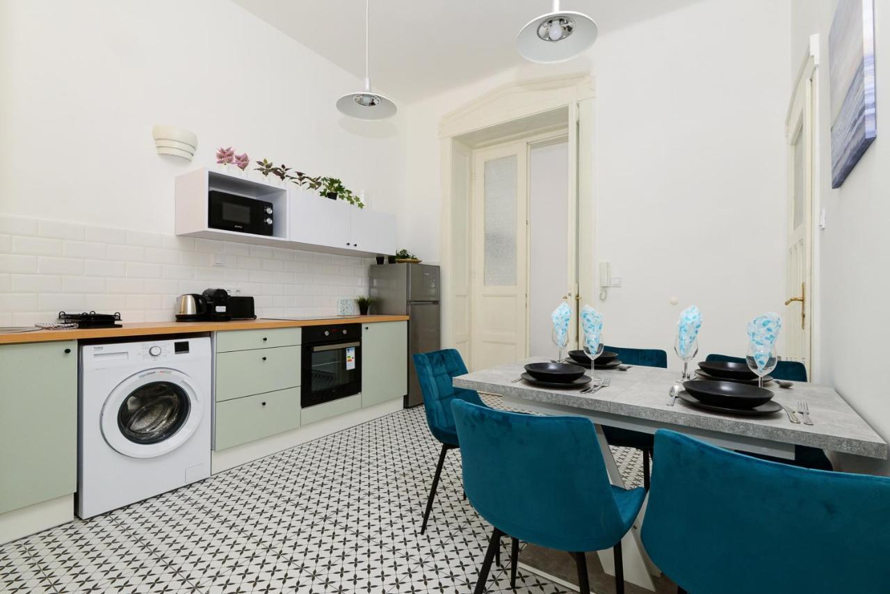 Akacfa 7 City Center Beautiful Apartment Budapest Exterior photo